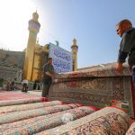 مفروش کردن صحن مطهر امیرالمؤمنین علیهالسلام با ۵۲۰ تخته فرش نفیس