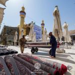 مفروش کردن صحن مطهر امیرالمؤمنین علیهالسلام با ۵۲۰ تخته فرش نفیس