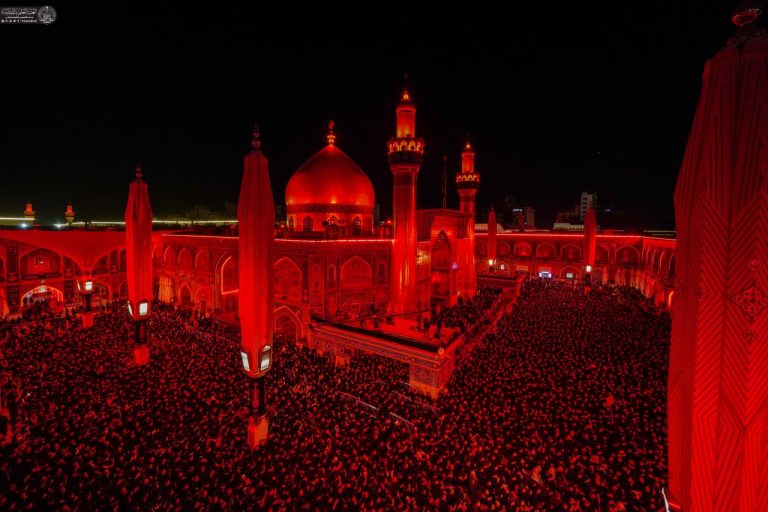دسته‌های عزاداری حسینی در حرم